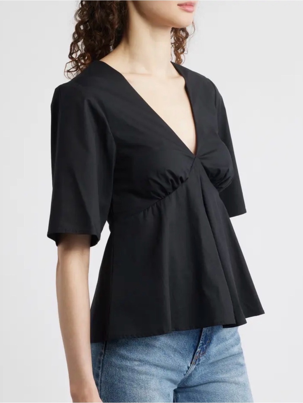 NWOT Wayf Black V-Neck Gathered Bust Peplum Blouse medium